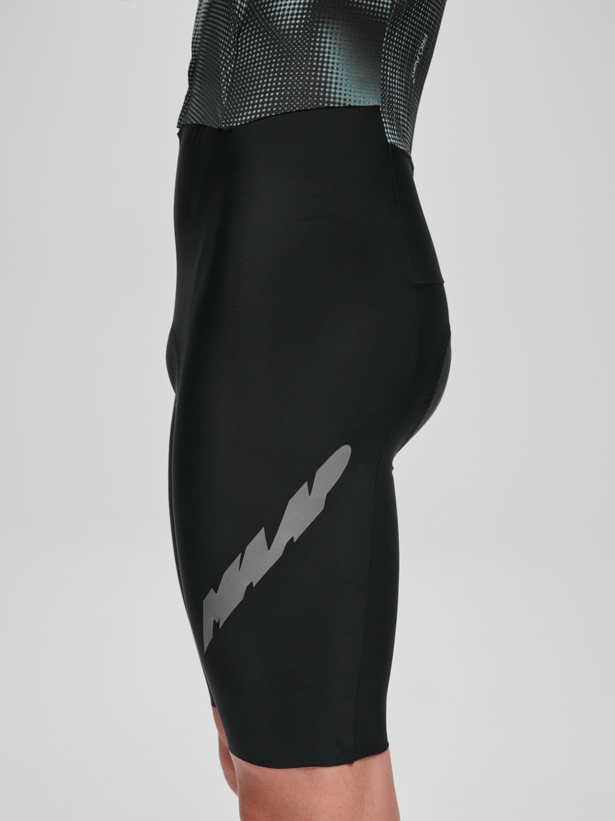 Pro Aero Suit